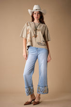 Load image into Gallery viewer, Western Embroidered Cuff Jeans with Stretch