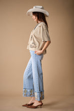 Load image into Gallery viewer, Western Embroidered Cuff Jeans with Stretch