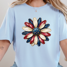 Load image into Gallery viewer, Patriotic Daisy Graphic Tee