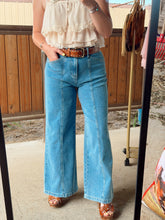 Load image into Gallery viewer, The Josey Jeans
