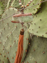 Load image into Gallery viewer, Chrysoprase Verde and Sandstone necklace