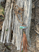 Load image into Gallery viewer, Chrysoprase Verde and Sandstone necklace