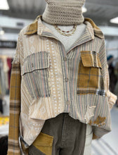 Load image into Gallery viewer, Plaid Star Shirt
