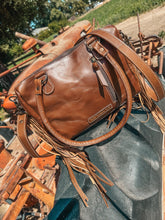 Load image into Gallery viewer, The Avery Concealed Carry a Haute Southern Hyde by Beth Marie Exclusive