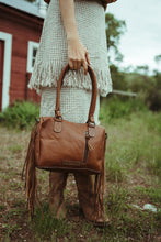 Load image into Gallery viewer, The Avery Concealed Carry a Haute Southern Hyde by Beth Marie Exclusive
