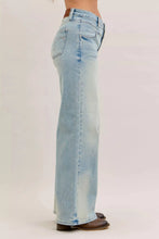 Load image into Gallery viewer, Judy Blue High Waist Column Straight Jeans
