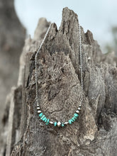 Load image into Gallery viewer, Turquoise Nugget And Pearls Chain Necklace