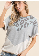 Load image into Gallery viewer, Chevron Leopard Color Block Top